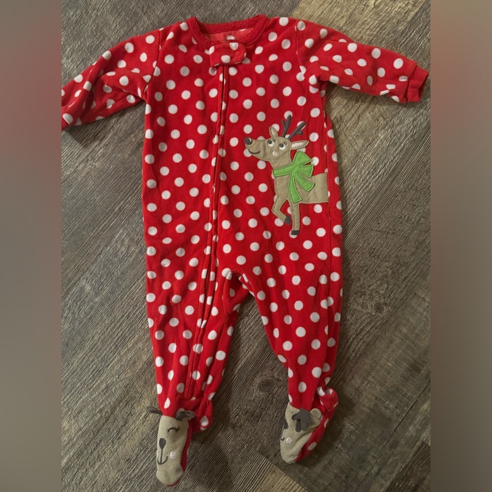 5 for‎ $20 ✨Carter’s fleece holiday warm footie pajamas red reindeer 6 months